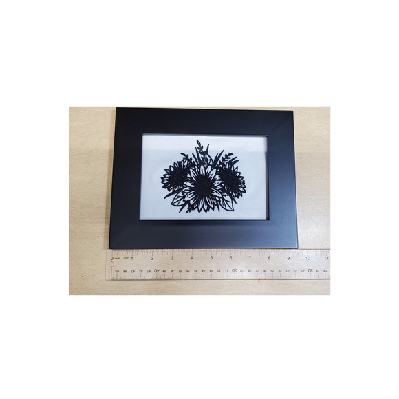 Custom Embroidered 9" x 7" White Black Frame Black Eyee Susan Home Decor Art - Picture 1 of 8